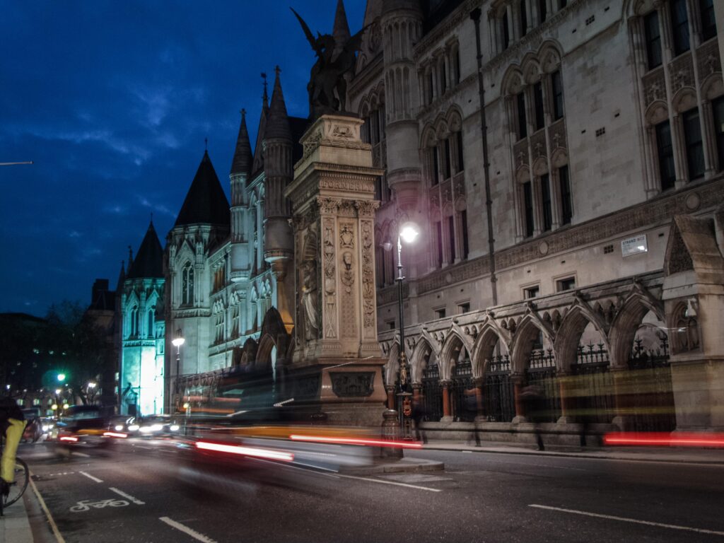 londrebynight