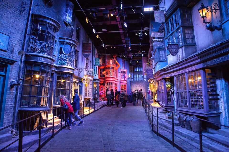 warner bros studio tour dark arts